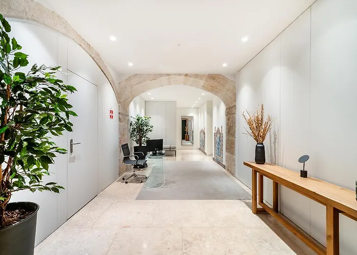 Whome Prime Location In Lisbon's Historic Centre