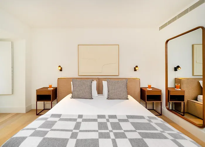 Whome Prime Location In Lisbon's Historic Centre شقة